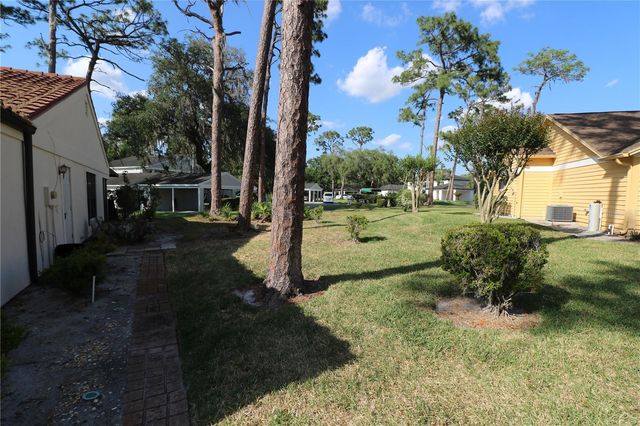 5424 SADDLEBROOK WAY, Wesley Chapel, FL 33543