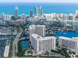 600 Three Islands Blvd 1113, Hallandale Beach, FL 33009