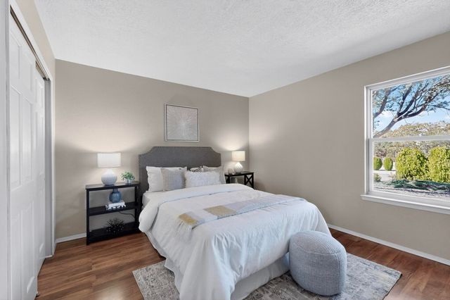 5516 Amistad Road NE, Albuquerque, NM 87111