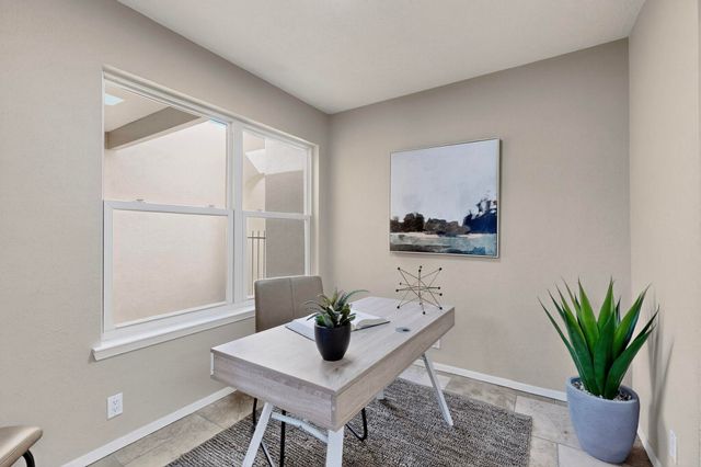 5516 Amistad Road NE, Albuquerque, NM 87111