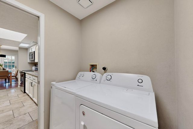 5516 Amistad Road NE, Albuquerque, NM 87111