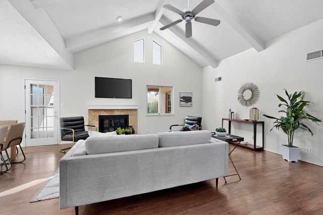 5516 Amistad Road NE, Albuquerque, NM 87111