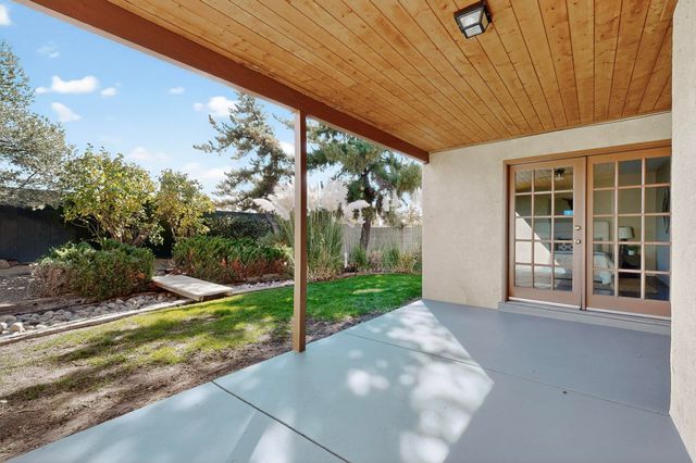 5516 Amistad Road NE, Albuquerque, NM 87111