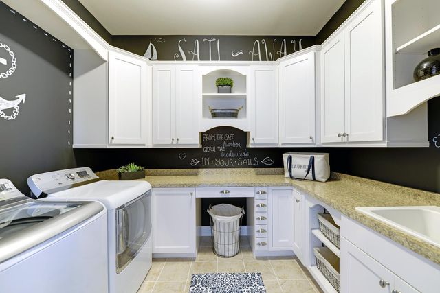 1374 Anderson Road, Hendersonville, TN 37075