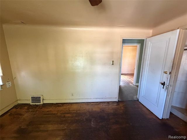 2629 Fullerton Street, Detroit, MI 48238
