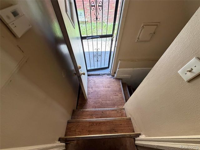 2629 Fullerton Street, Detroit, MI 48238