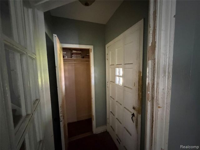 2629 Fullerton Street, Detroit, MI 48238