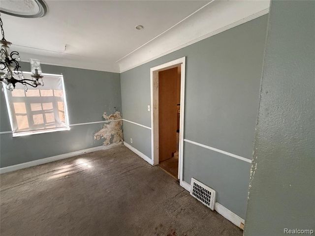 2629 Fullerton Street, Detroit, MI 48238