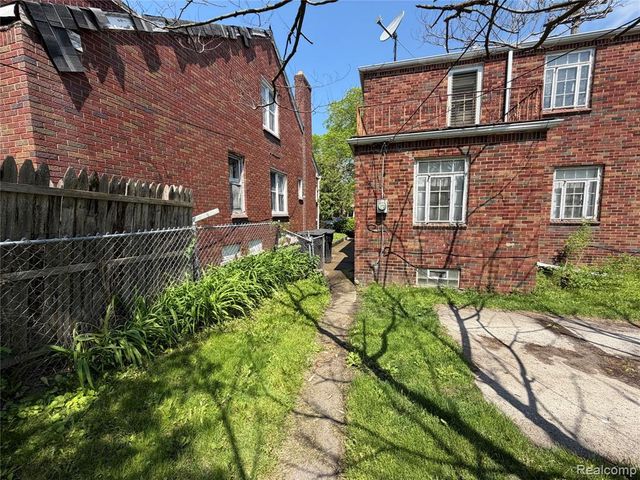2629 Fullerton Street, Detroit, MI 48238