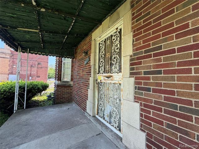 2629 Fullerton Street, Detroit, MI 48238