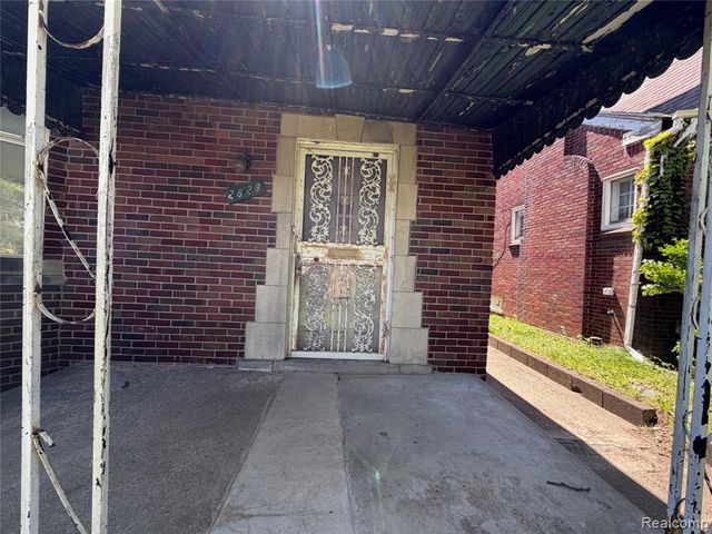 2629 Fullerton Street, Detroit, MI 48238