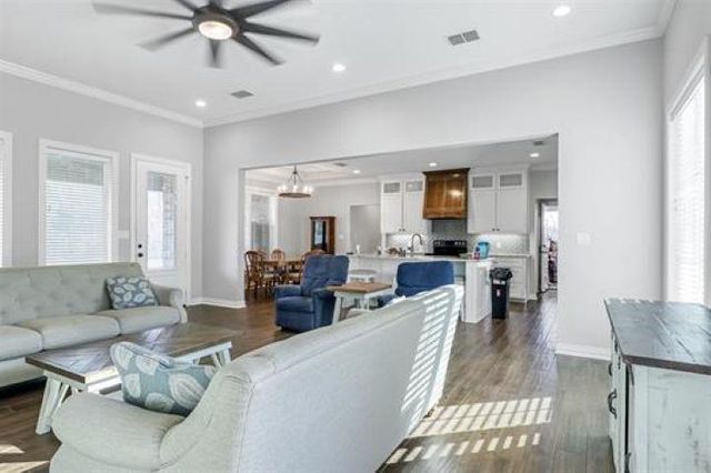 7117 CR 296 E, Kilgore, TX 75662