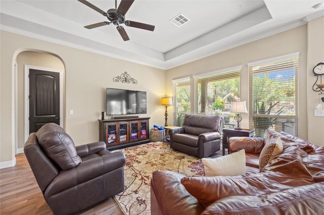 17001 Northlake Hills DR, Jonestown, TX 78645