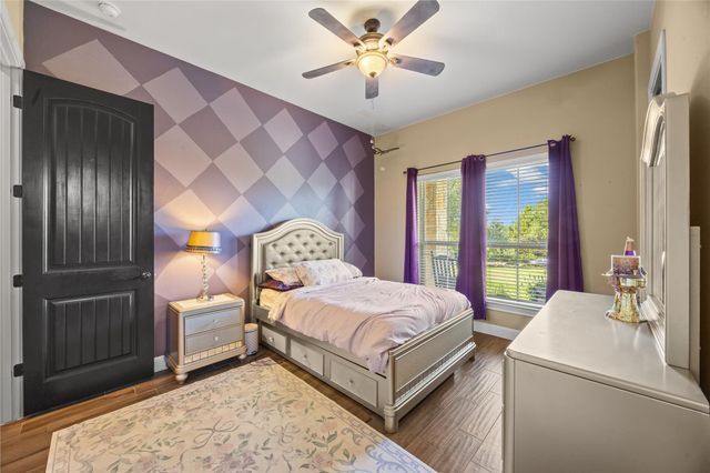 17001 Northlake Hills DR, Jonestown, TX 78645