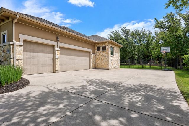 17001 Northlake Hills DR, Jonestown, TX 78645