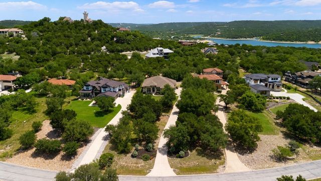 17001 Northlake Hills DR, Jonestown, TX 78645