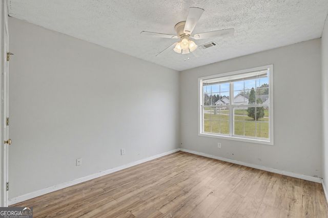 4661 Turning Leaf Drive, Gillsville, GA 30543