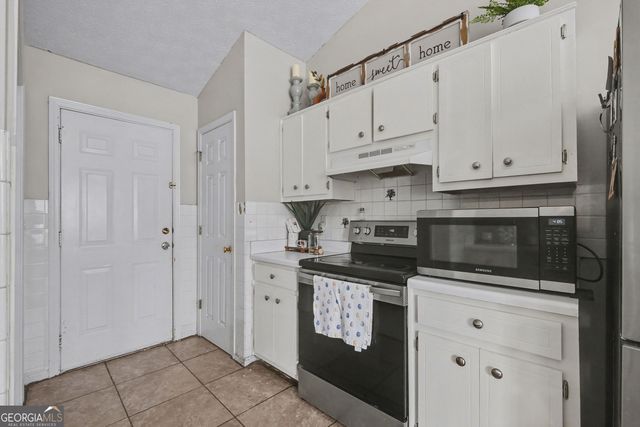 4661 Turning Leaf Drive, Gillsville, GA 30543