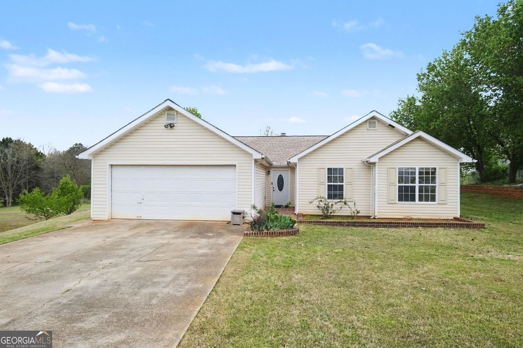 4661 Turning Leaf Drive, Gillsville, GA 30543