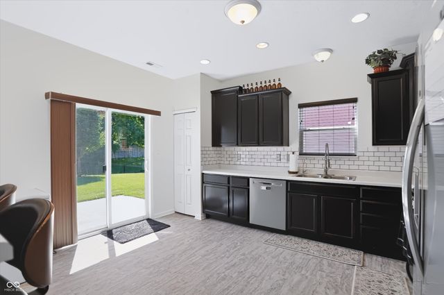7435 Beal Circle, Indianapolis, IN 46217