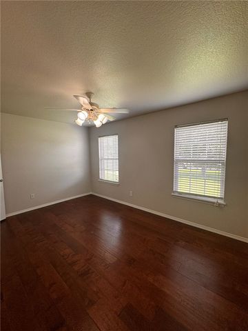 11723 E Creek Lane, Farmington, AR 72730