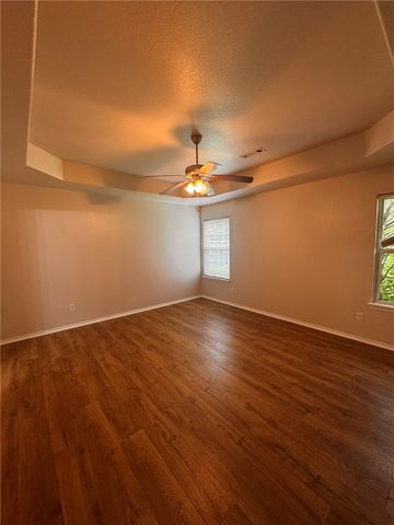 11723 E Creek Lane, Farmington, AR 72730