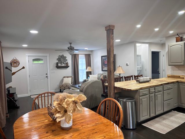 26 Quapaw Drive, Cherokee Village, AR 72529