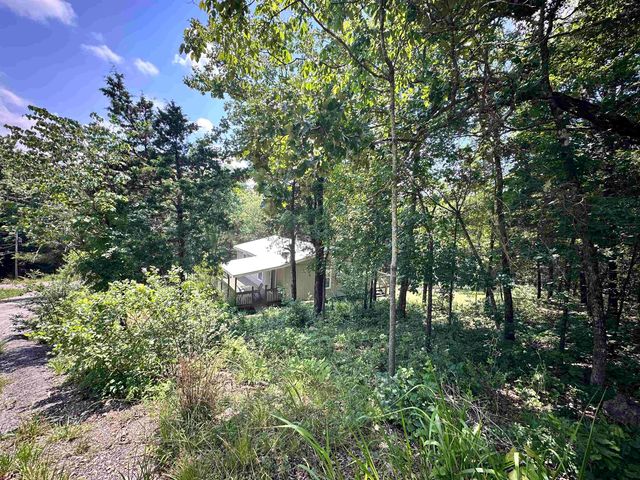 26 Quapaw Drive, Cherokee Village, AR 72529