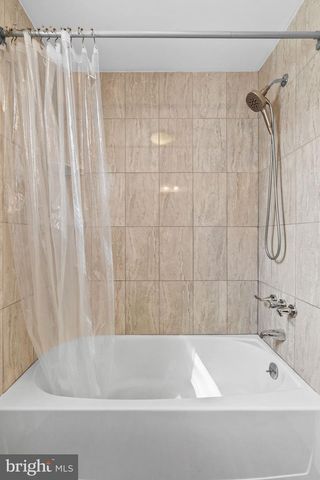 814 WILDER ST, Philadelphia, PA 19147