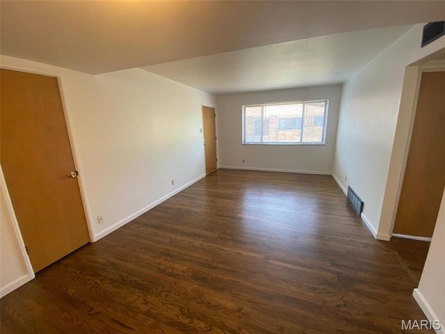 8502 Titchfield Court C, St Louis, MO 63123