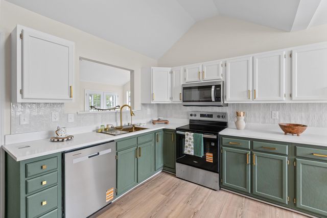 497 Cessna Avenue, Charleston, SC 29407