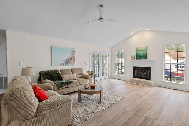 497 Cessna Avenue, Charleston, SC 29407