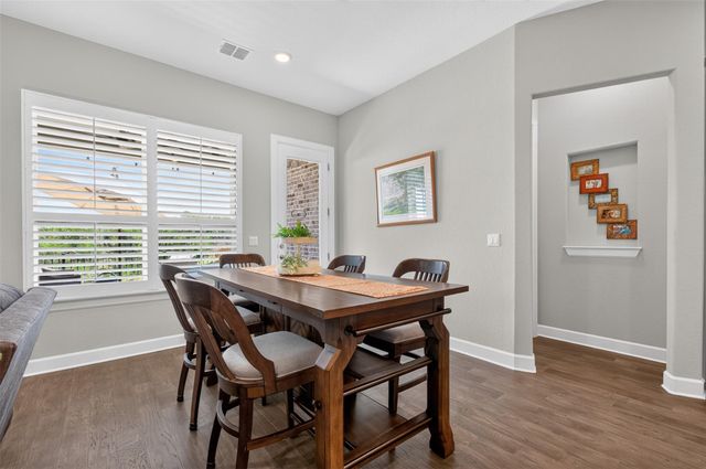 220 Cruising Oak ST, San Marcos, TX 78666