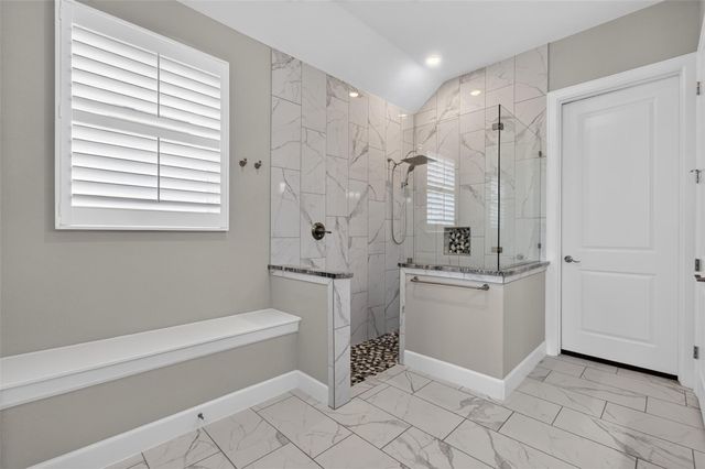 220 Cruising Oak ST, San Marcos, TX 78666