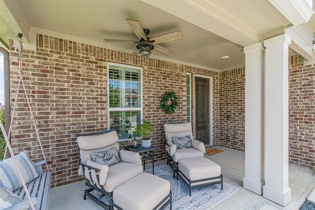 220 Cruising Oak ST, San Marcos, TX 78666