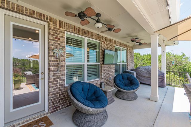 220 Cruising Oak ST, San Marcos, TX 78666