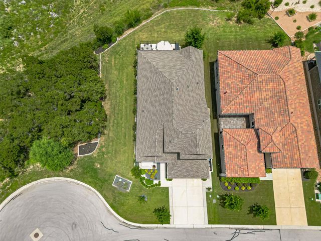 220 Cruising Oak ST, San Marcos, TX 78666