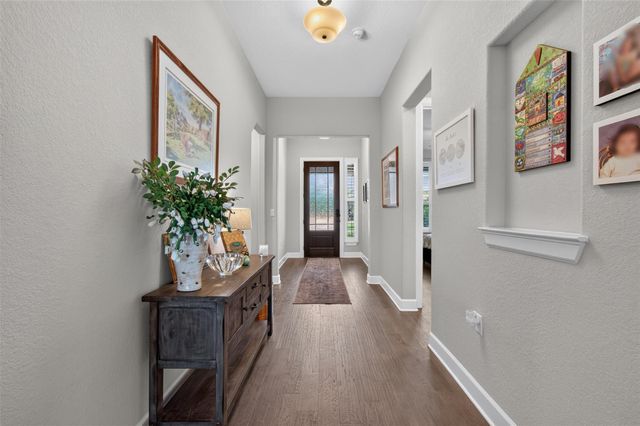 220 Cruising Oak ST, San Marcos, TX 78666