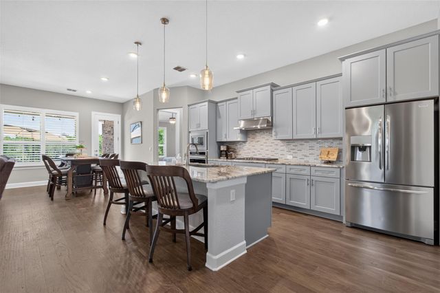 220 Cruising Oak ST, San Marcos, TX 78666