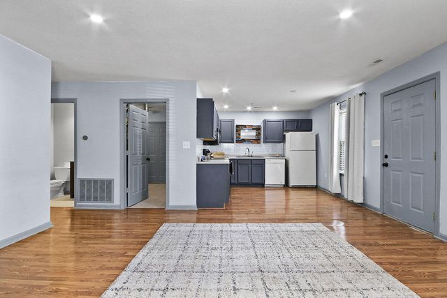 3009 HADEN DR, Columbia, MO 65202