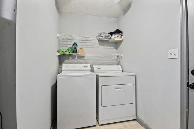 3009 HADEN DR, Columbia, MO 65202