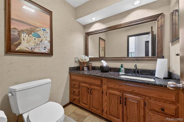2555 Marion Acres Street, Commerce Twp, MI 48382
