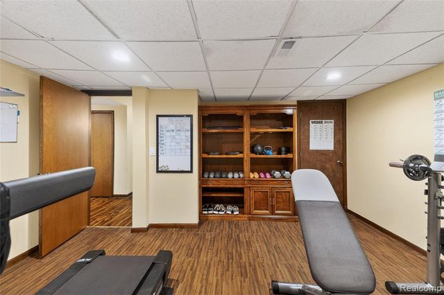 2555 Marion Acres Street, Commerce Twp, MI 48382