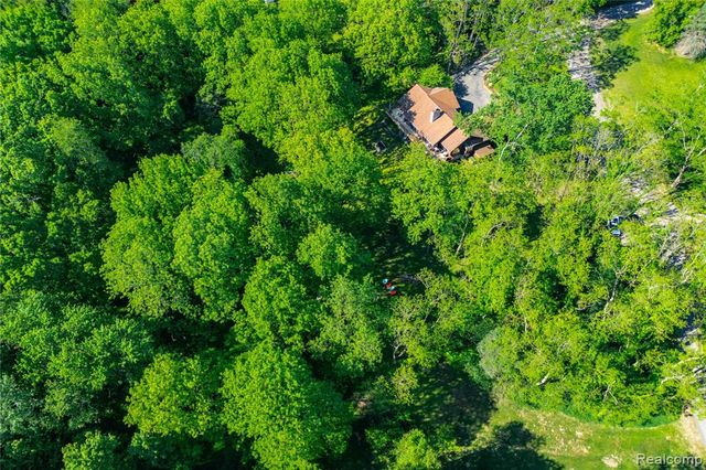 2555 Marion Acres Street, Commerce Twp, MI 48382
