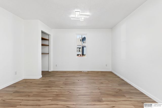 4624 N 37th Street, Omaha, NE 68111