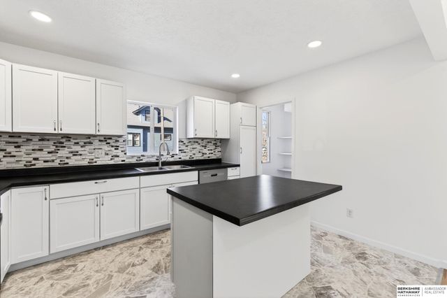 4624 N 37th Street, Omaha, NE 68111