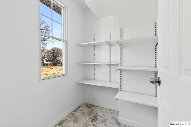 4624 N 37th Street, Omaha, NE 68111