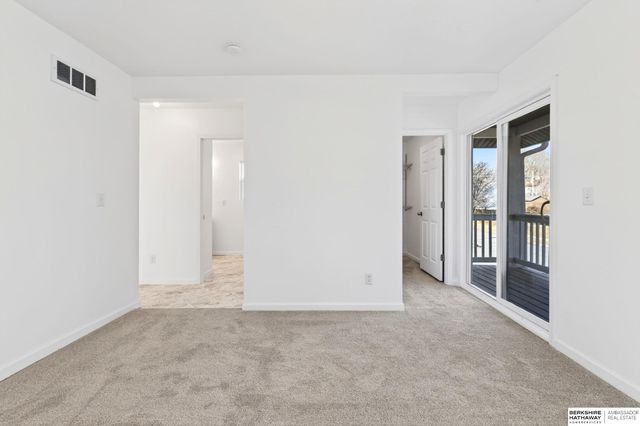 4624 N 37th Street, Omaha, NE 68111