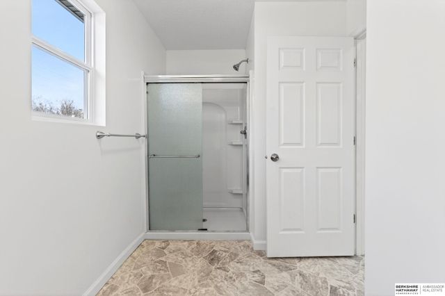 4624 N 37th Street, Omaha, NE 68111