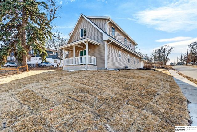 4624 N 37th Street, Omaha, NE 68111